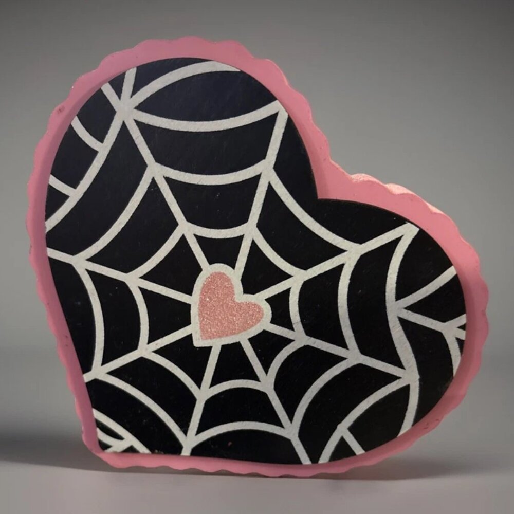 Ashland Halloween Sweet & Spooky Web Heart